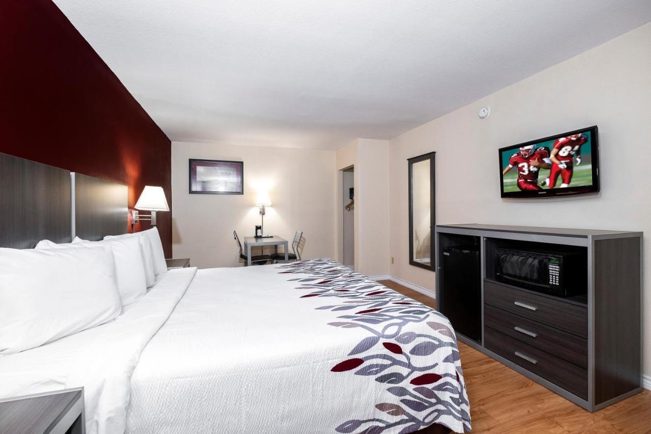 Westfield Red Roof Inn Houston North - Fm1960 & I-45 المظهر الخارجي الصورة