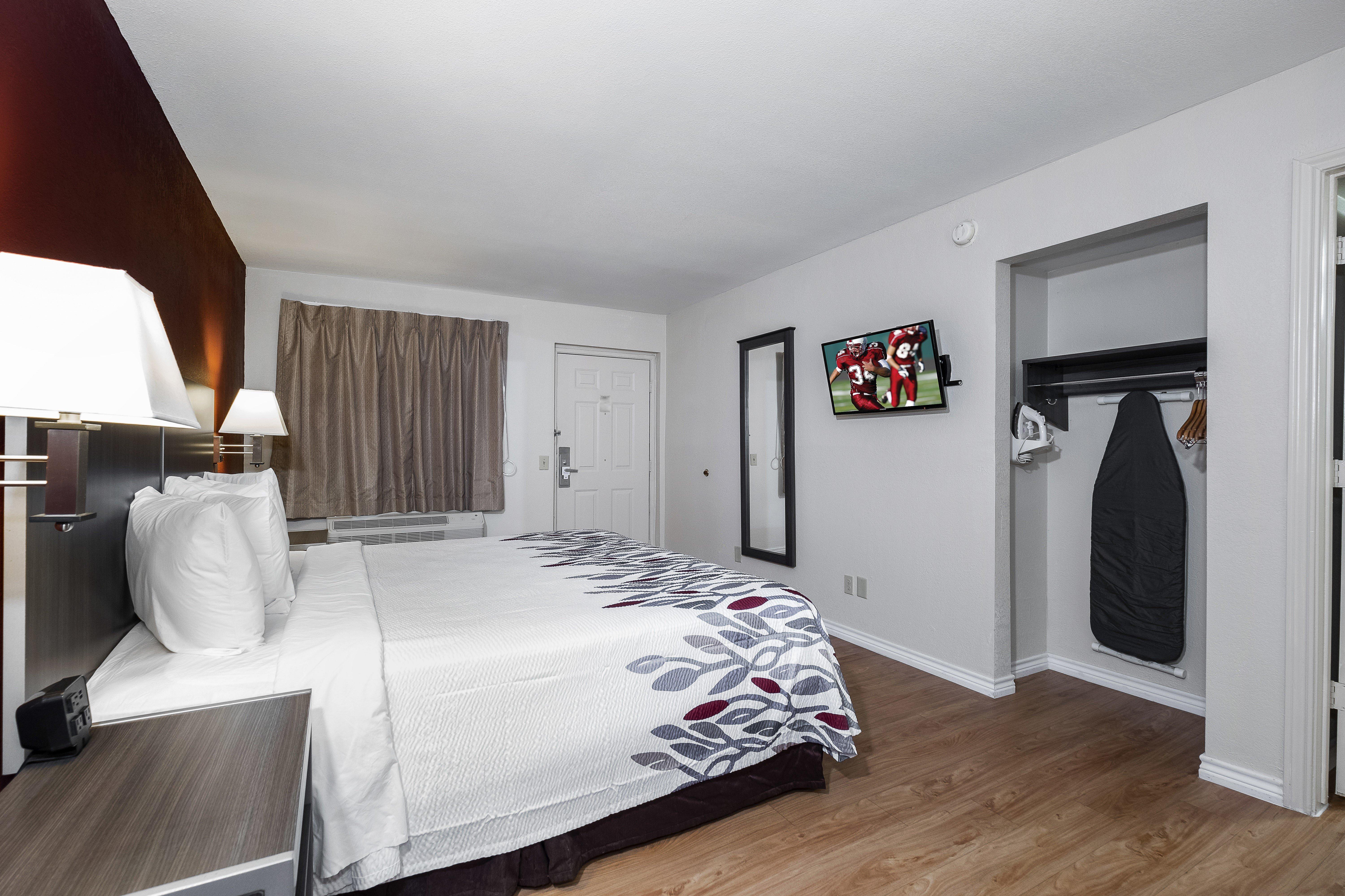 Westfield Red Roof Inn Houston North - Fm1960 & I-45 المظهر الخارجي الصورة