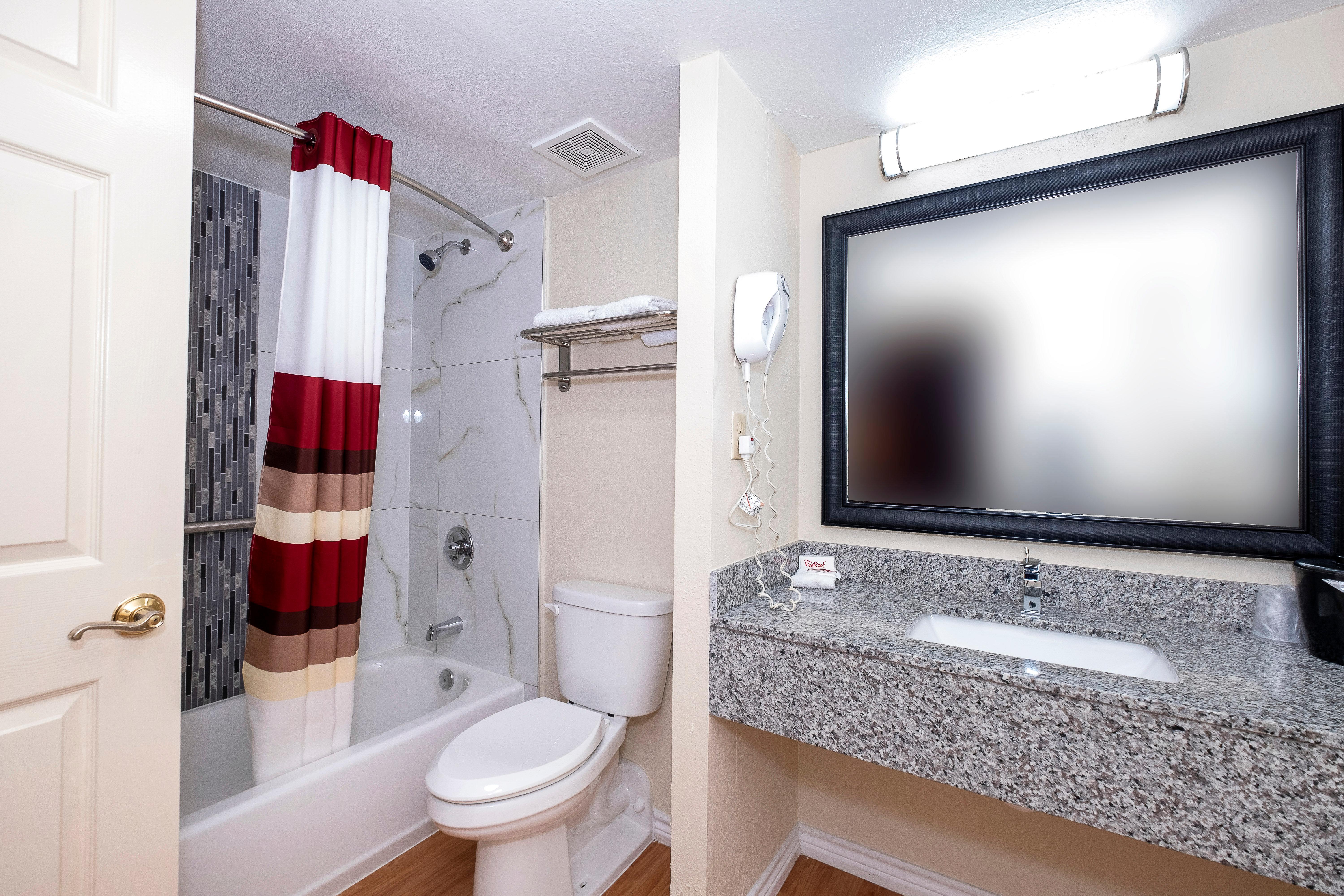Westfield Red Roof Inn Houston North - Fm1960 & I-45 المظهر الخارجي الصورة