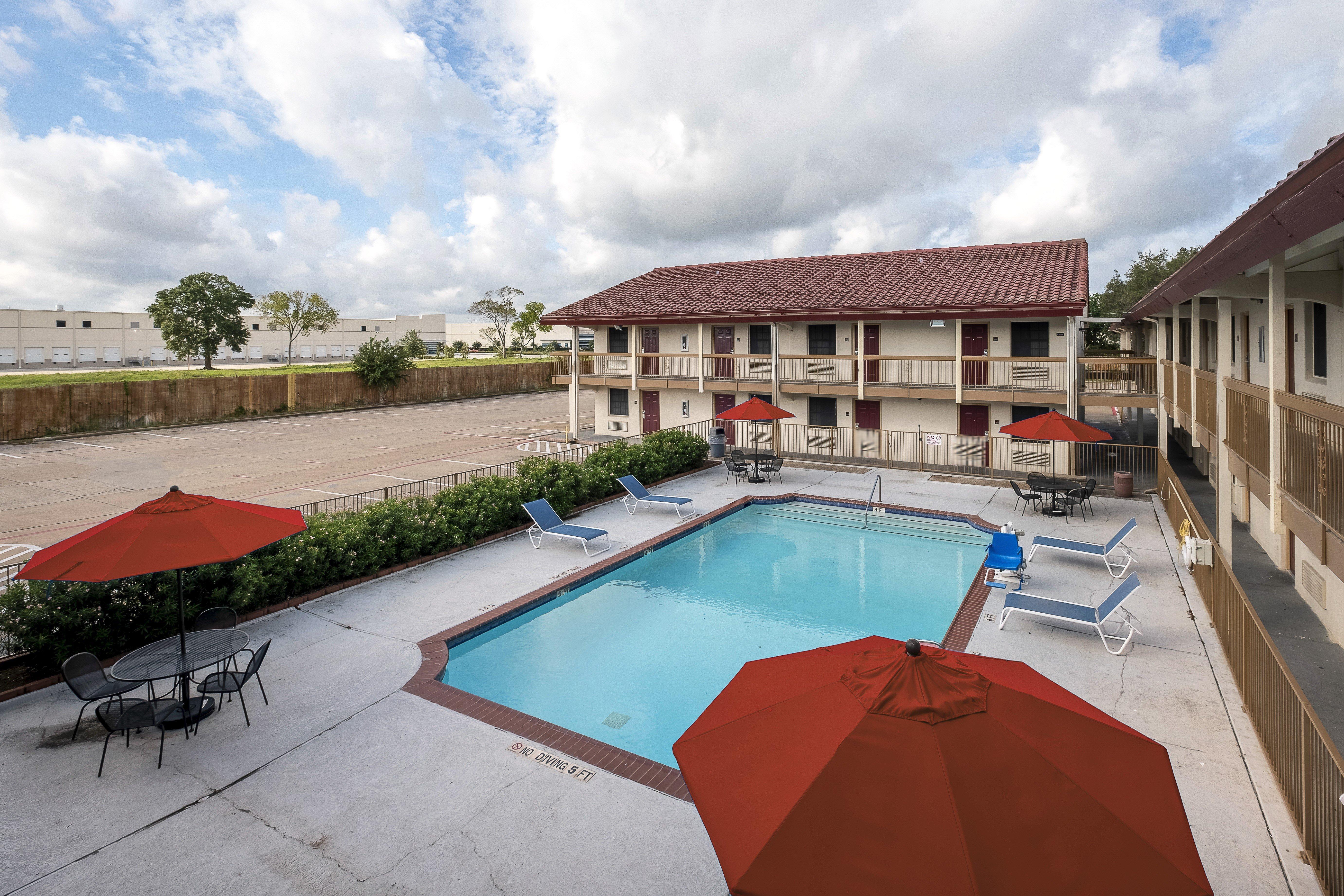 Westfield Red Roof Inn Houston North - Fm1960 & I-45 المظهر الخارجي الصورة
