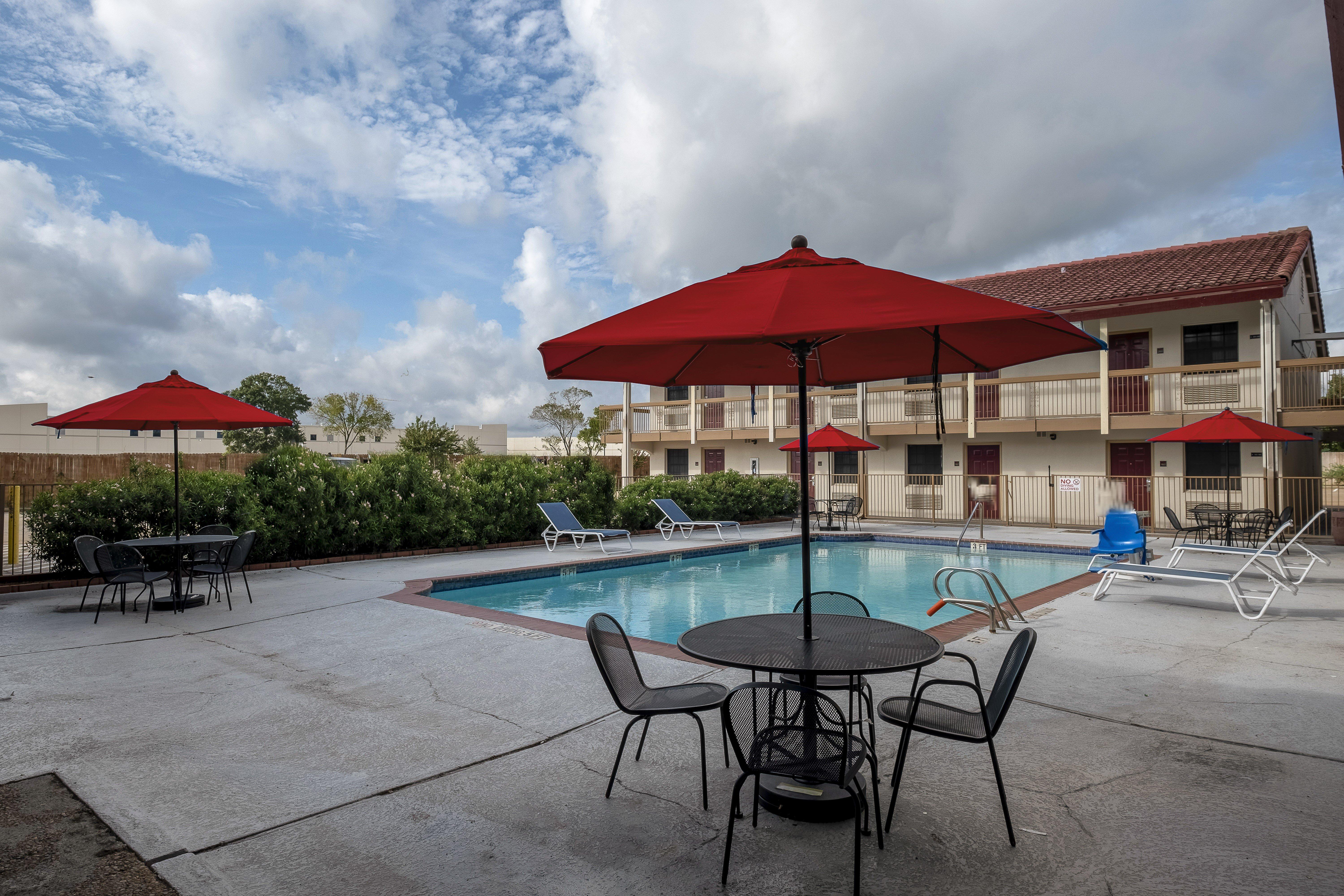 Westfield Red Roof Inn Houston North - Fm1960 & I-45 المظهر الخارجي الصورة