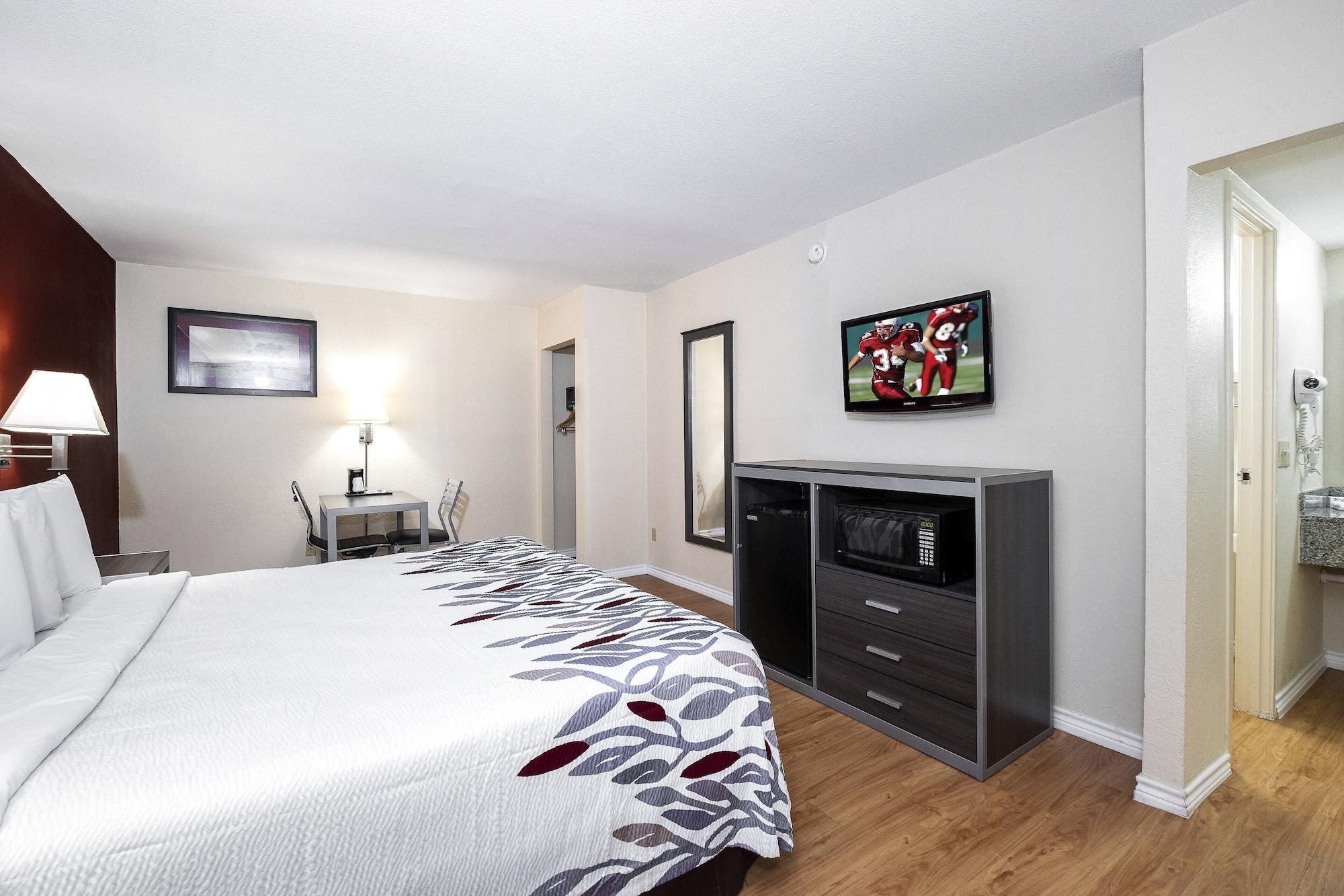 Westfield Red Roof Inn Houston North - Fm1960 & I-45 المظهر الخارجي الصورة
